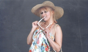 sosie-brigitte-bardot-spectacle-show-hommage-sandy-sims-